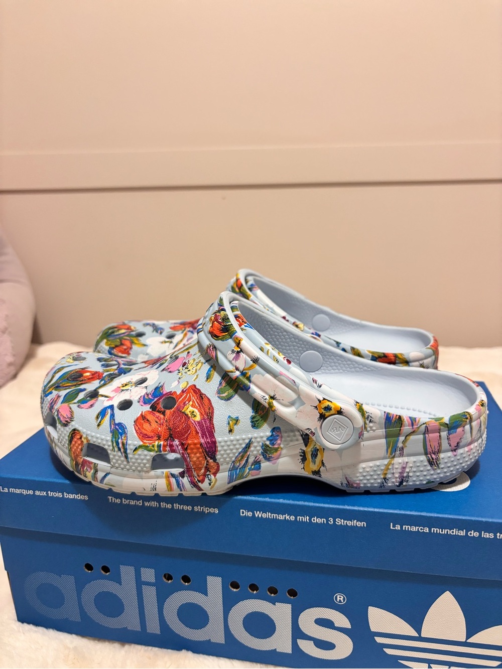 CROCS Floral-Print Classic Clog - Light Blue Multi